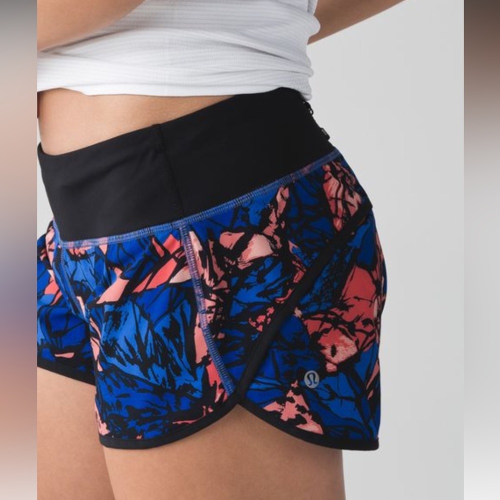 35. Lululemon Speed Short
Paint Storm Harbor Blue Multi / Black